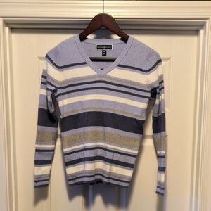 Karen Scott V-Neck Sweater - Blue, Gray, White., Size PP